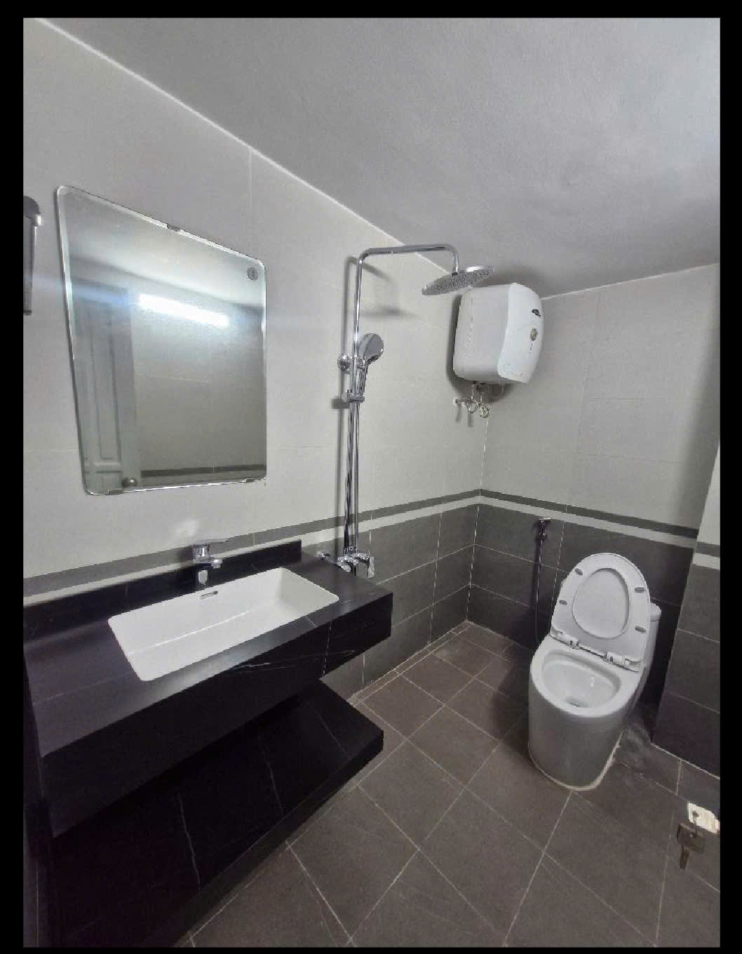 NGÕ THÔNG KINH DOANH - 3 GÁC TRÁNH - NGỌC KHÁNH, DT: 58M2, 5T, 15.8 TỶ.